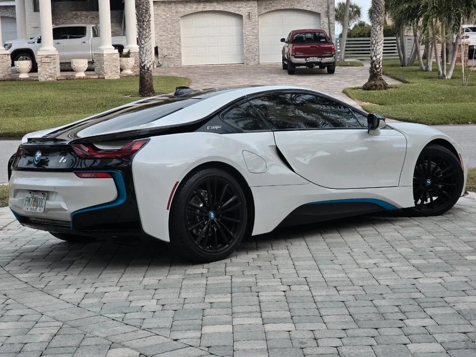 2019 BMW i8 - Image 6 of 21