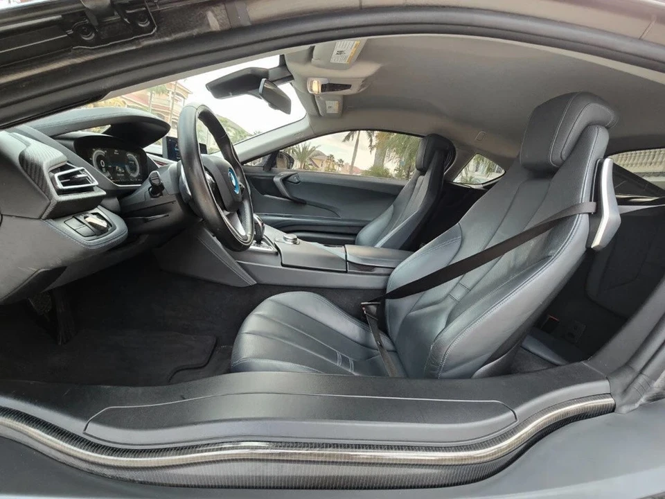 2019 BMW i8 - Image 21 of 21