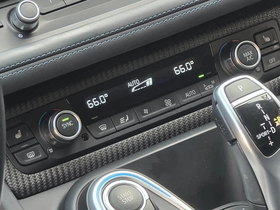 2019 BMW i8 - Image 19 of 21