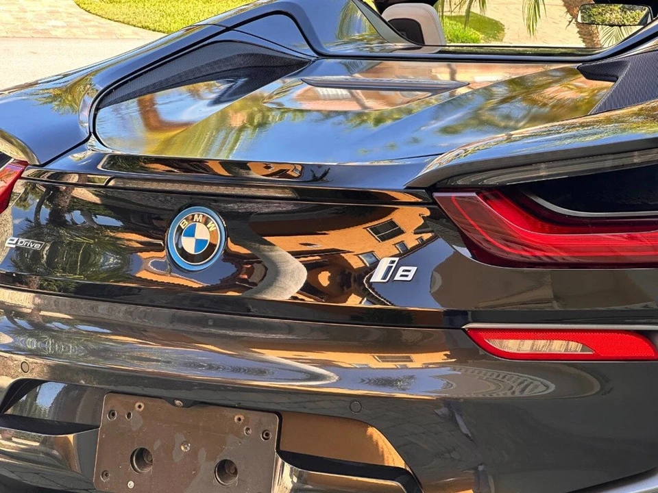 2019 BMW i8 - Image 8 of 24
