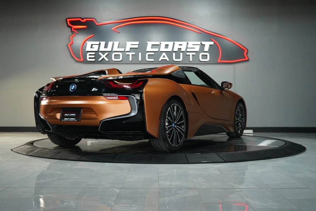 2019 BMW i8 - Image 13 of 21