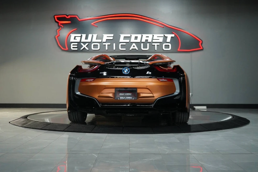 2019 BMW i8 - Image 11 of 21