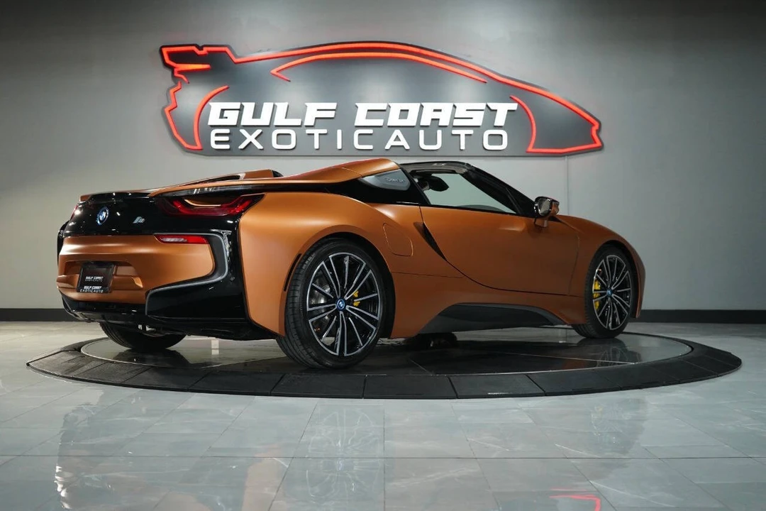 2019 BMW i8 - Image 14 of 21