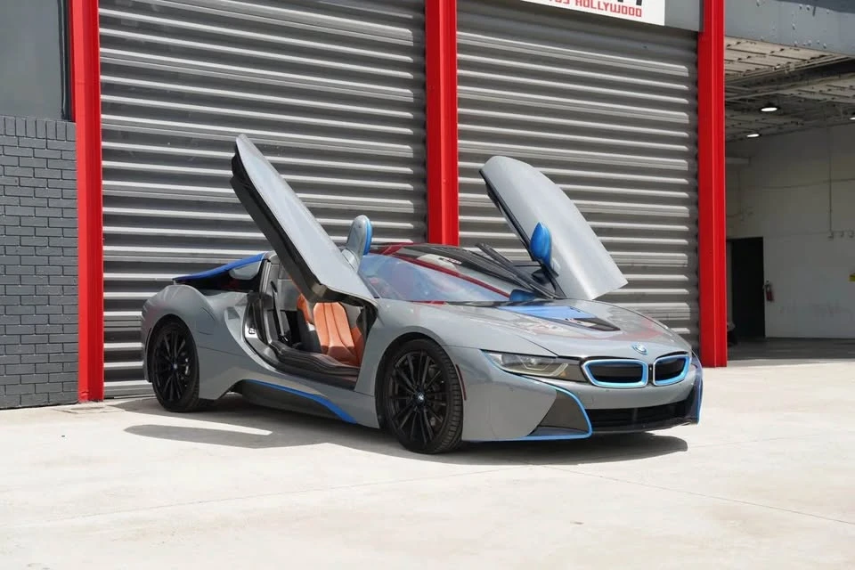 2019 BMW i8 - Image 7 of 20