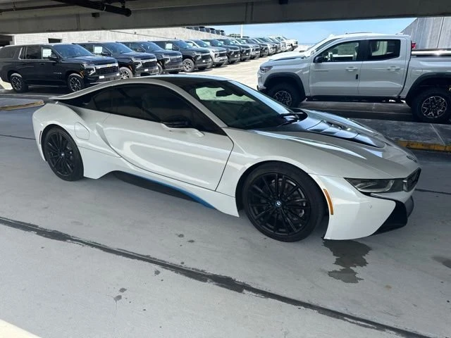 2019 BMW i8 - Image 13 of 20