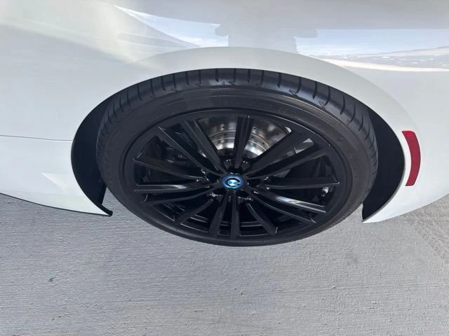 2019 BMW i8 - Image 18 of 20