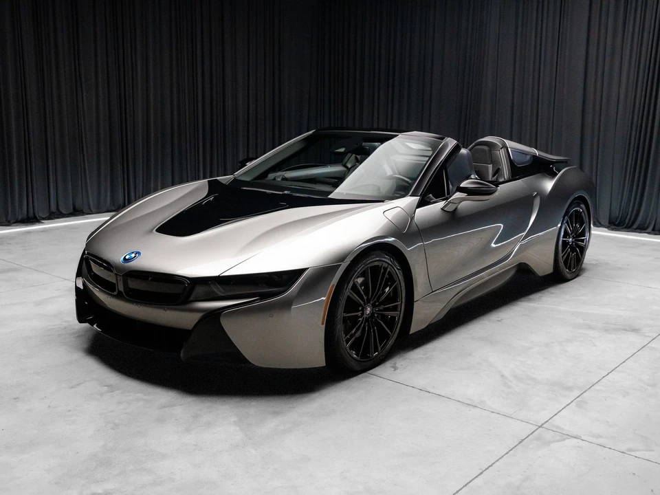 2019 BMW i8 - Image 22 of 31