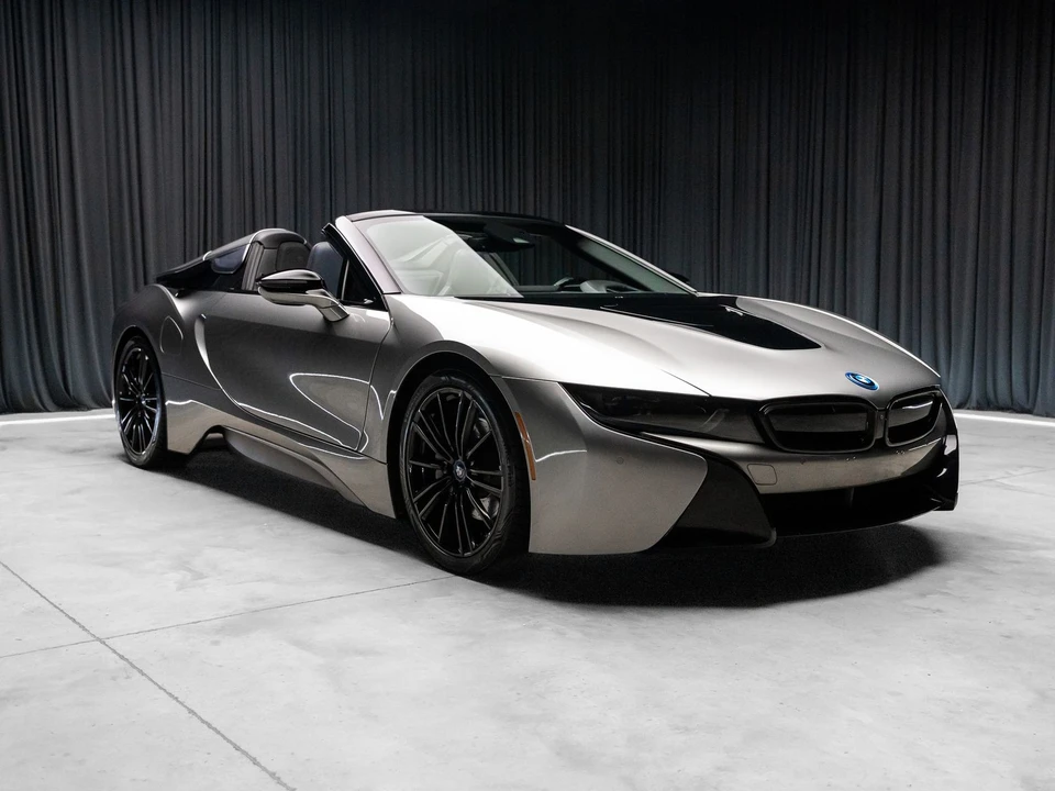 2019 BMW i8 - Image 18 of 31