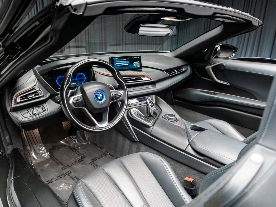 2019 BMW i8 - Image 6 of 31