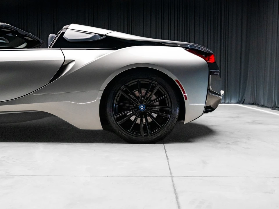 2019 BMW i8 - Image 31 of 31