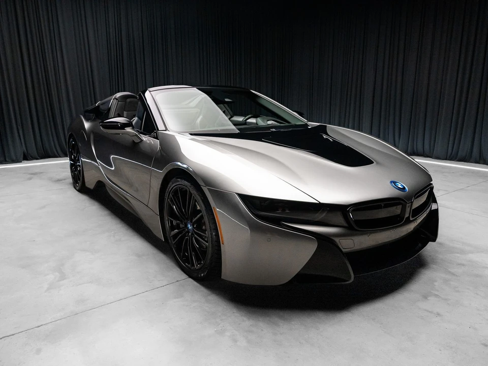 2019 BMW i8 - Image 9 of 31