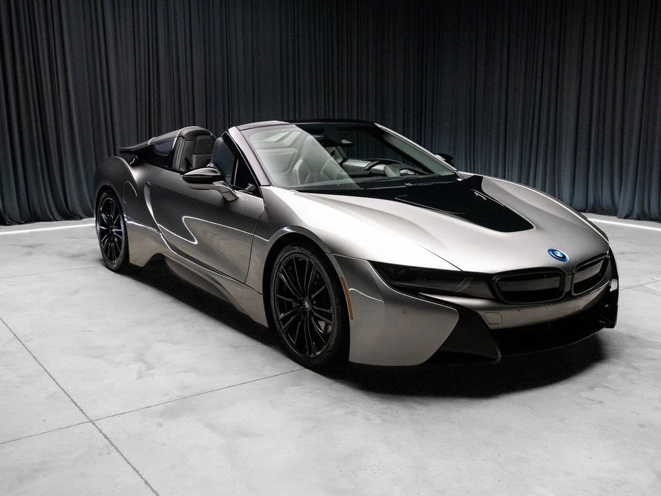 2019 BMW i8 - Image 17 of 31