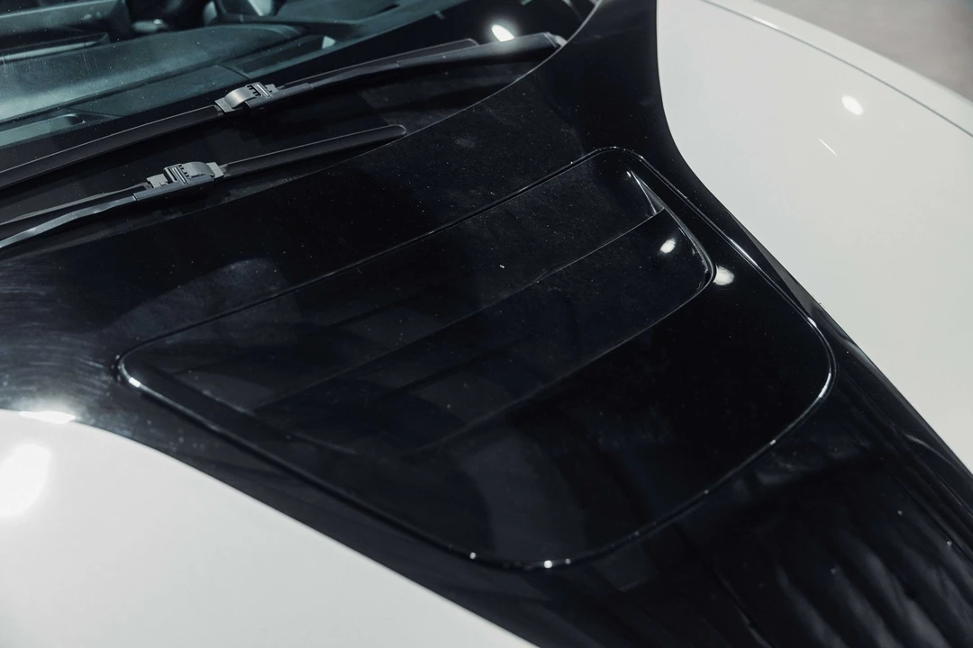 2019 BMW i8 - Image 29 of 31