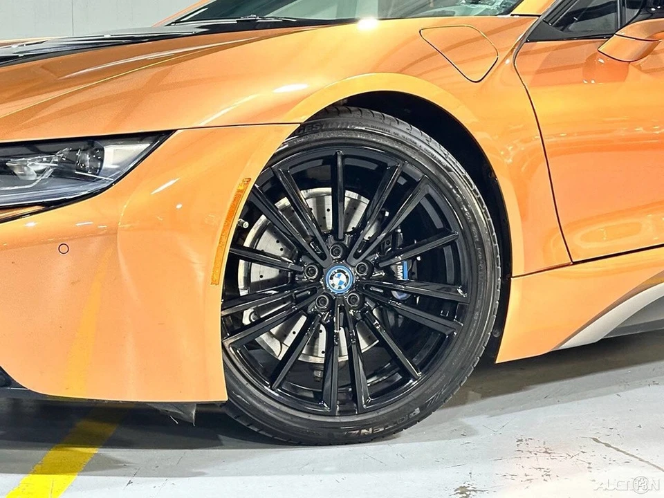 2019 BMW i8 - Image 3 of 24