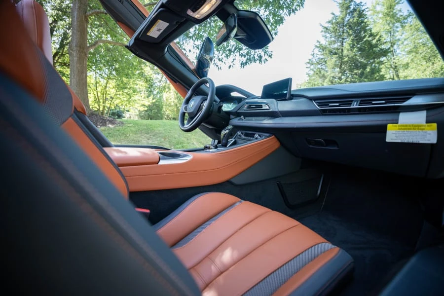 2019 BMW i8 - Image 21 of 27