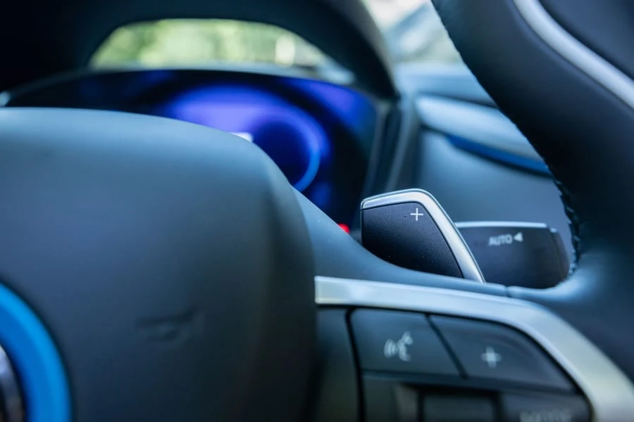 2019 BMW i8 - Image 24 of 27