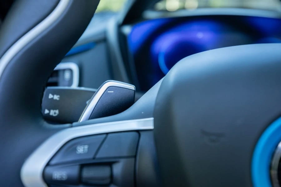 2019 BMW i8 - Image 25 of 27