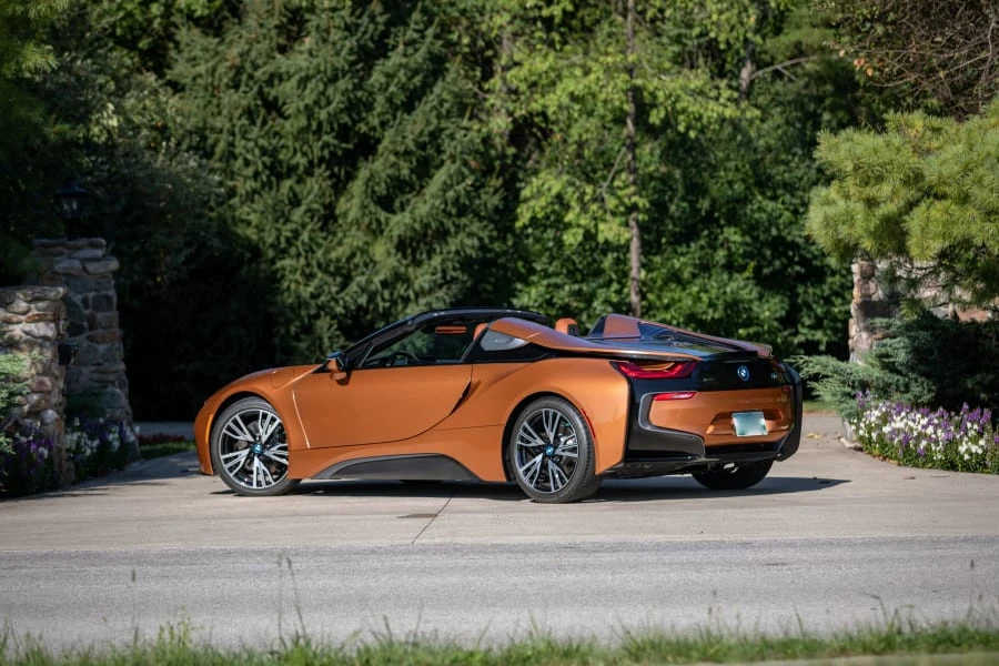 2019 BMW i8 - Image 8 of 27