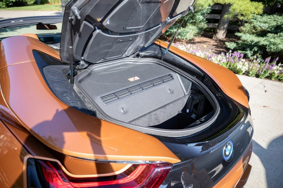 2019 BMW i8 - Image 26 of 27