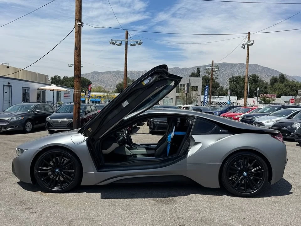 2019 BMW i8 - Image 7 of 11