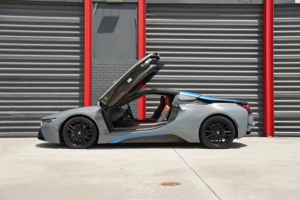 2019 BMW i8 - Image 3 of 18