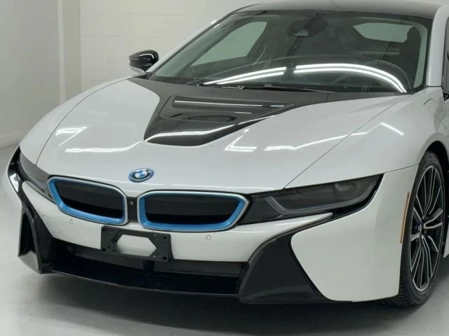 2019 BMW i8 - Image 10 of 12
