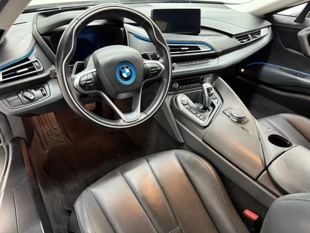 2019 BMW i8 - Image 2 of 12