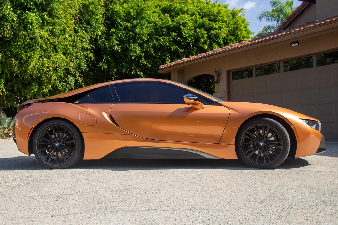 2019 BMW i8 - Image 3 of 24