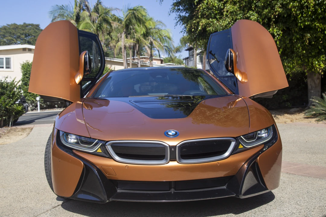 2019 BMW i8 - Image 20 of 24