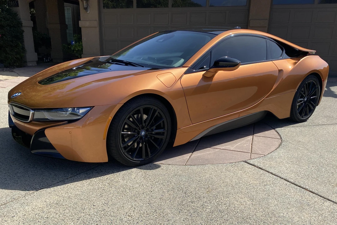 2019 BMW i8 - Image 8 of 24