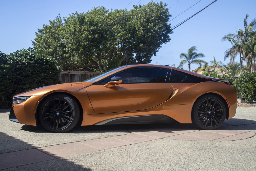 2019 BMW i8 - Image 9 of 24