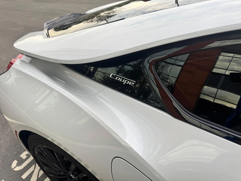 2019 BMW i8 - Image 29 of 31