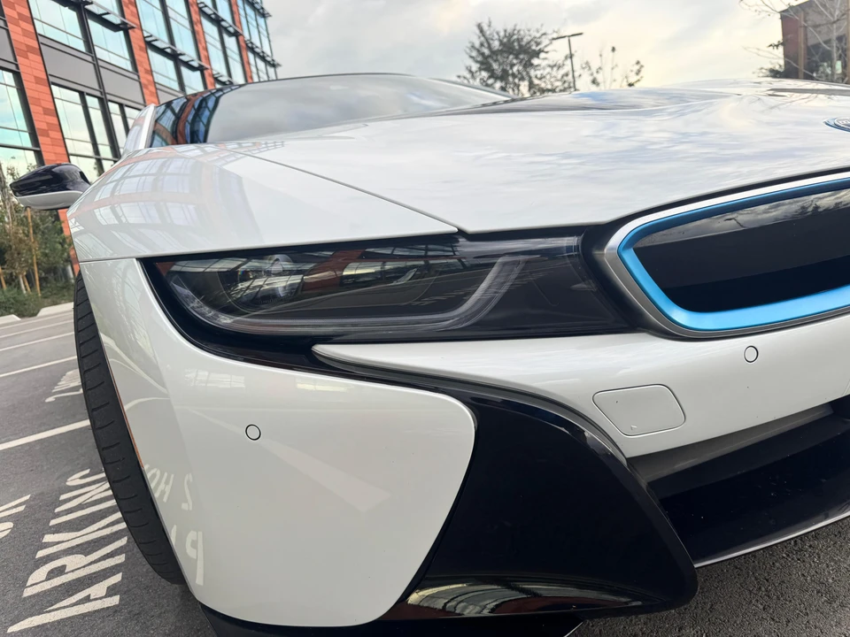 2019 BMW i8 - Image 22 of 31