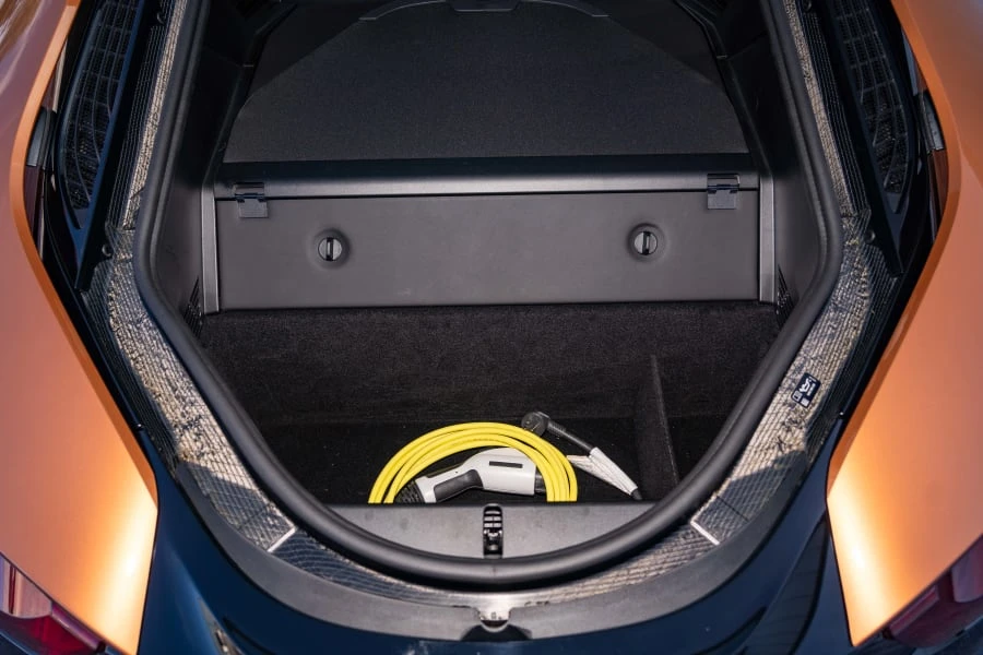 2019 BMW i8 - Image 21 of 25