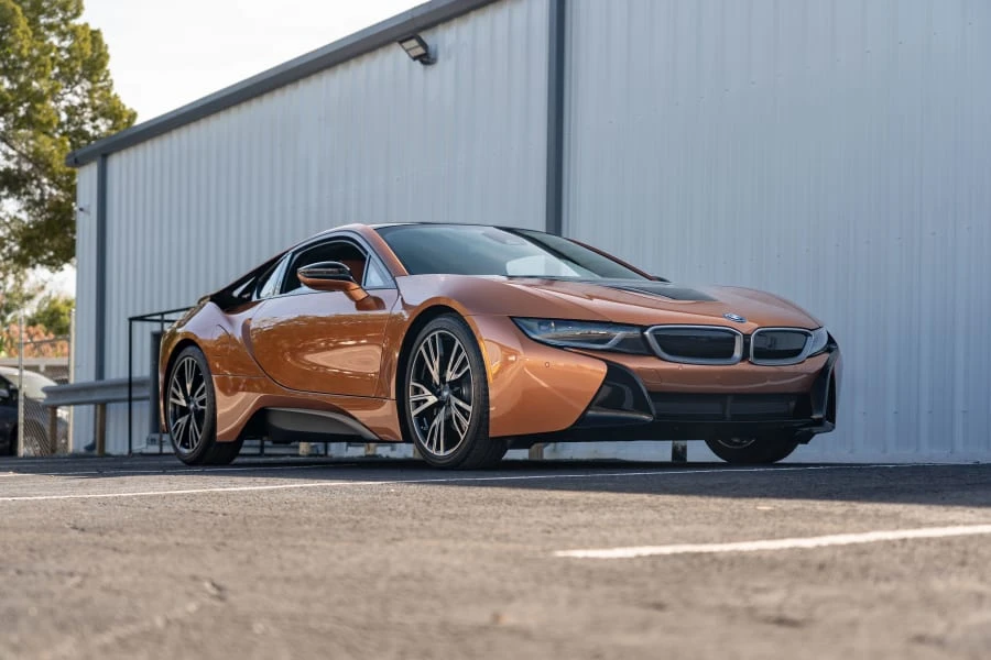 2019 BMW i8 - Image 9 of 25