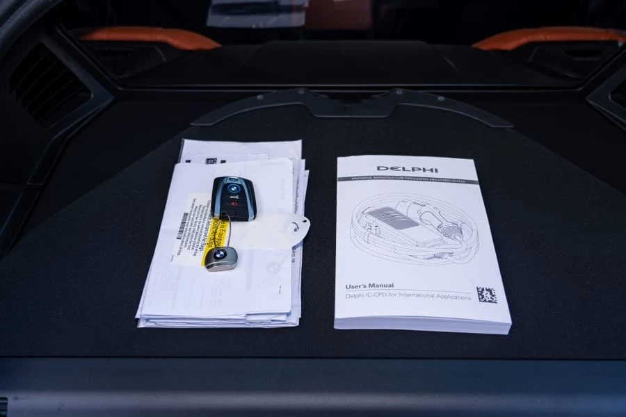 2019 BMW i8 - Image 23 of 25