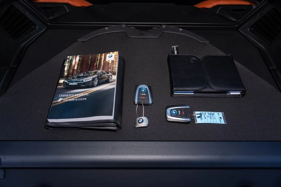 2019 BMW i8 - Image 25 of 25