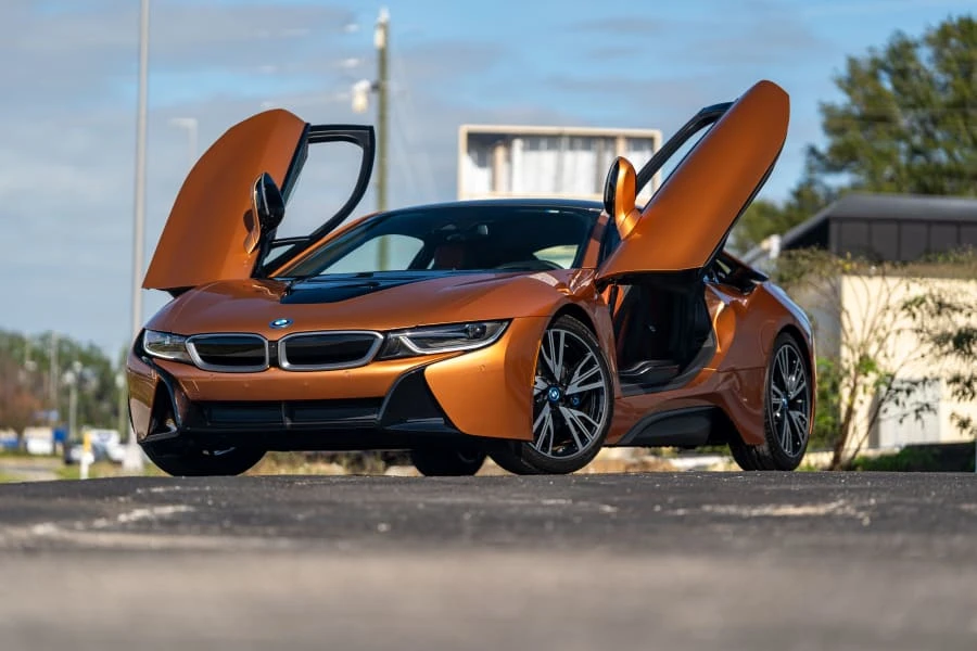 2019 BMW i8 - Image 6 of 25
