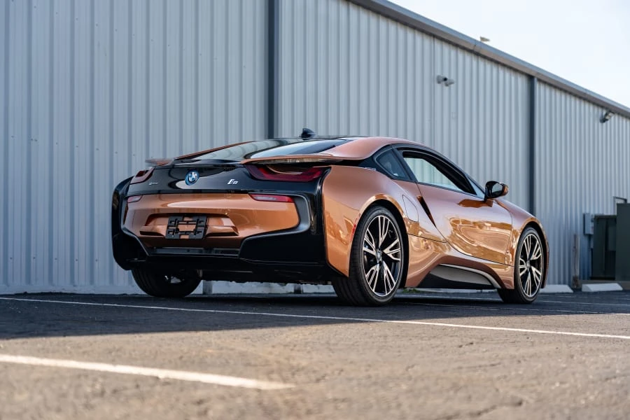 2019 BMW i8 - Image 3 of 25