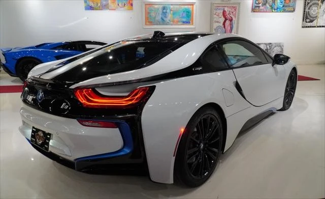 2019 BMW i8 - Image 18 of 21