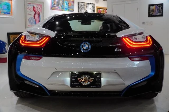 2019 BMW i8 - Image 16 of 21