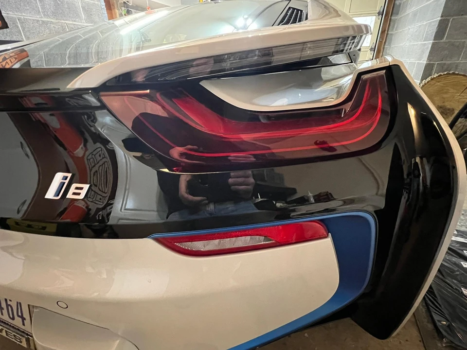 2019 BMW i8 - Image 20 of 27