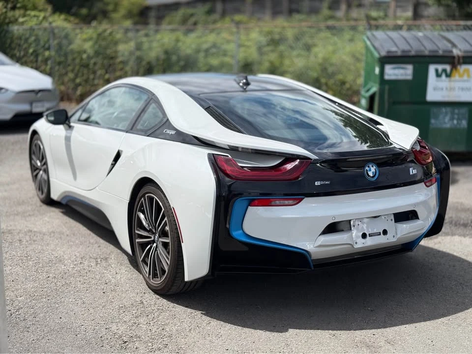 2019 BMW i8 - Image 6 of 16