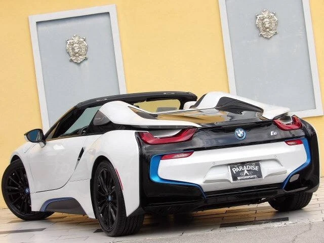 2019 BMW i8 - Image 10 of 20