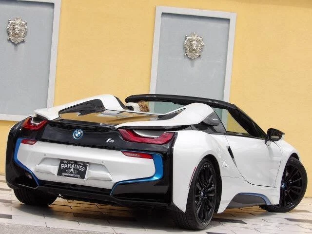 2019 BMW i8 - Image 12 of 20