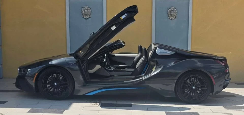 2019 BMW i8 - Image 2 of 20