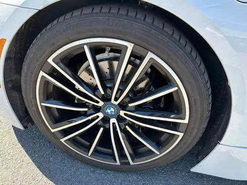 2019 BMW i8 - Image 10 of 18
