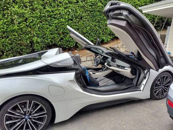 2019 BMW i8 - Image 3 of 11