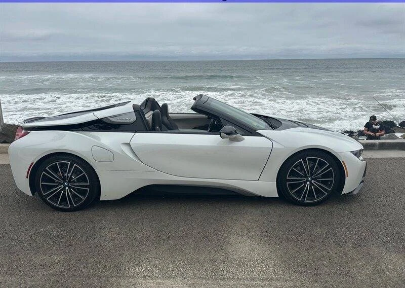 2019 BMW i8 - Image 3 of 9