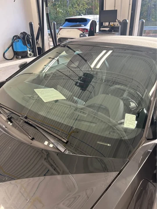 2019 BMW i8 - Image 7 of 8